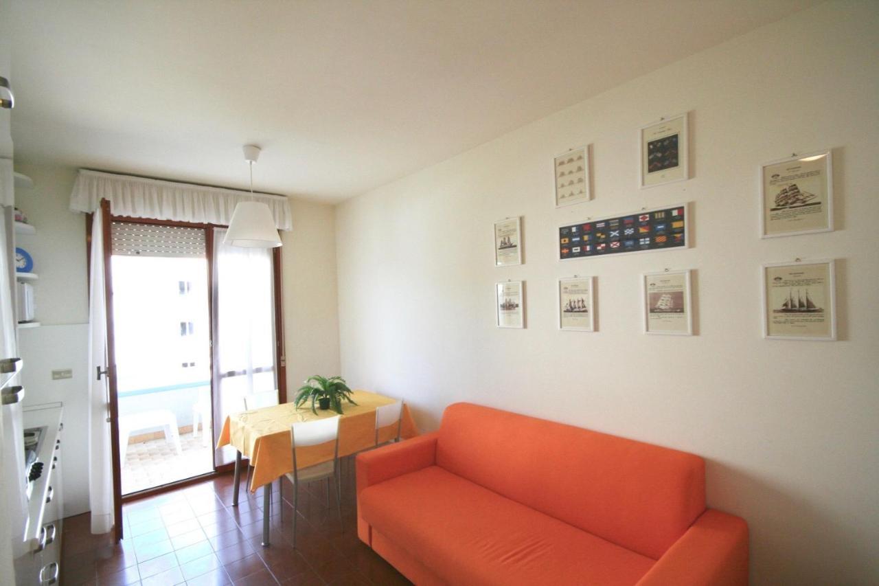 Ba- Althea - Piscina- Apartment Lignano Sabbiadoro Exterior photo